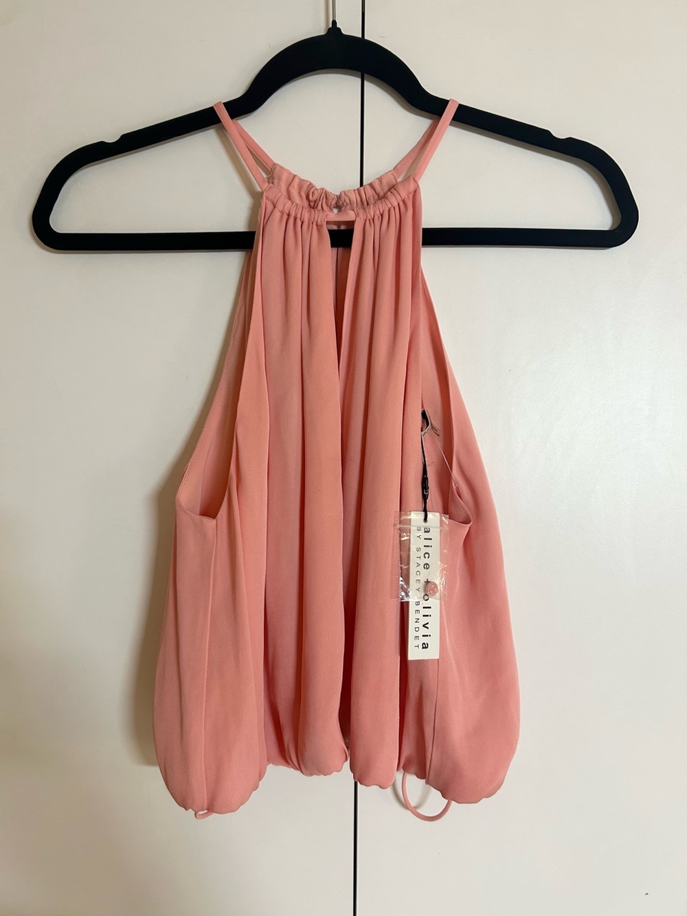 NWT Alice + Olivia Cutout Cropped Halter Top in Pink